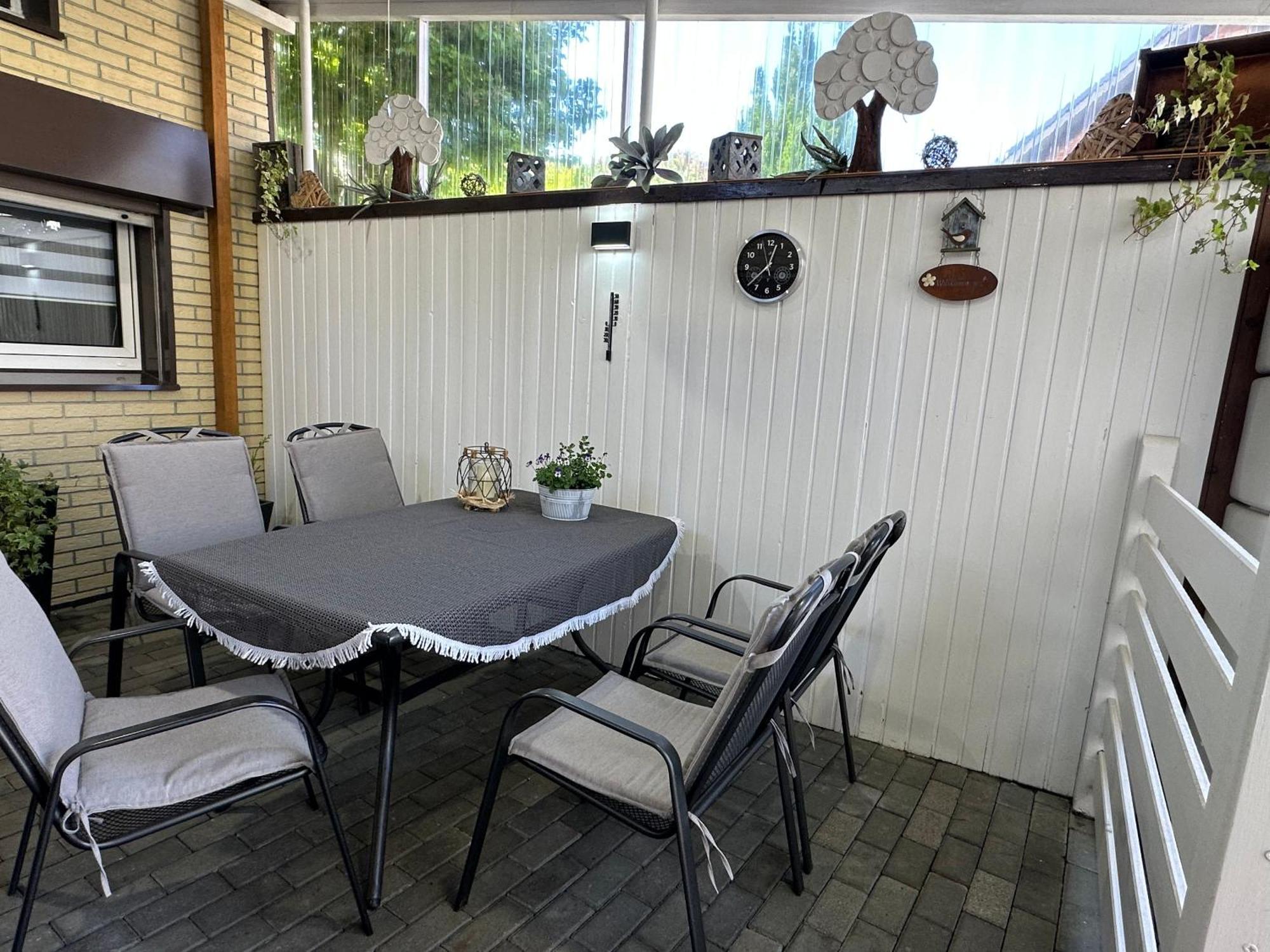 Christels Ferienwohnung 2 In Thale Mit Ueberdachter Terrasse, Kueche Mit Tv & Geschirrspueler المظهر الخارجي الصورة